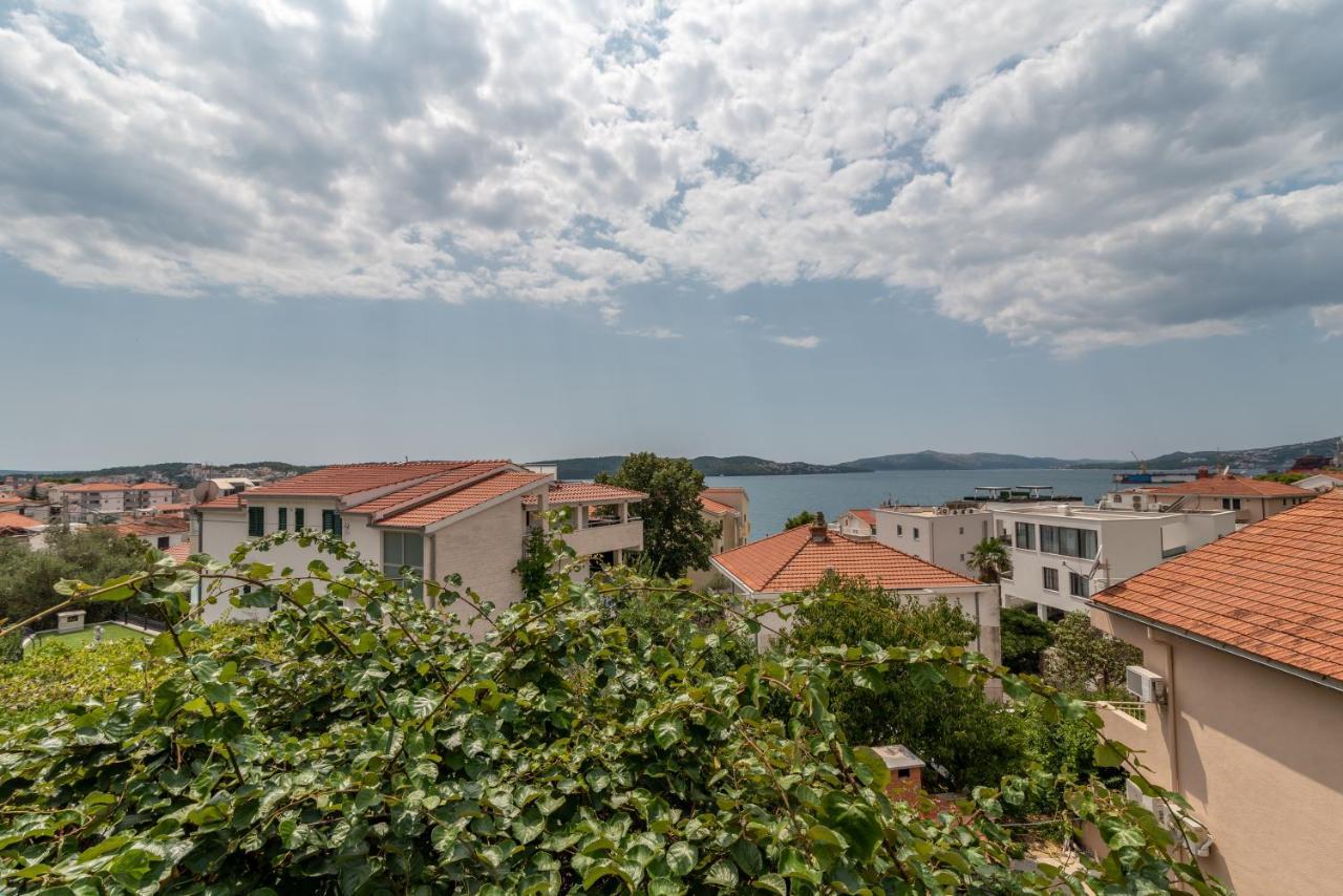 Apartment Radja Trogir Buitenkant foto